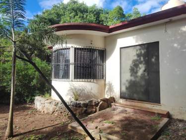 Fotografía 3 de Gran Terreno Con Casa En Cholul (A 90 Mts De Carr. Mérida-Motul)