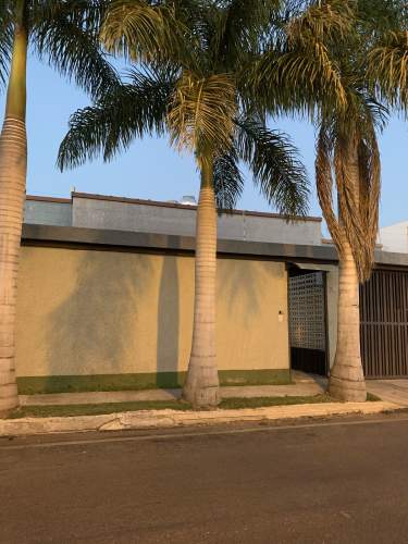 Fotografía 2 de Hermosa Casa En Esquina Sobre Avenida En Villas Del Sol