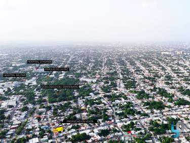 Fotografía 5 de Casa En Esquina En El Centro Con Amplio Terreno, A Solo 1 Calle De Av. Itzaes