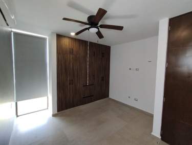 Fotografía 13 de Casa En Venta En Privada Yaax-Beh Conkal Con 3 Recamaras Y Sala De Tv.