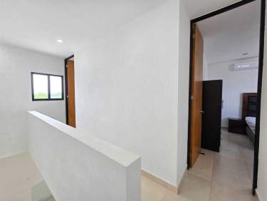 Fotografía 11 de Casa En Venta En Privada De Cholul, Con Piscina Y Recamara En Planta Baja