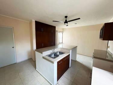 Fotografía 11 de En Venta Casa En Esquina En Las Americas Ii Con 3 Recamaras Y Sala De Tv