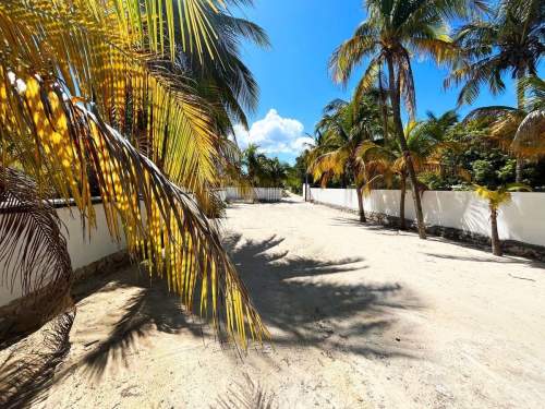 Fotografía 11 de En Venta Casa Frente Al Mar  En Chelem Con Amplio Terreno