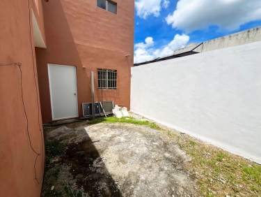 Fotografía 24 de En Venta Casa En Esquina En Las Americas Ii Con 3 Recamaras Y Sala De Tv