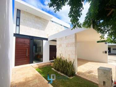 Fotografía 1 de En Venta Hermosa Casa Frente A Parque En Privada Arborettos