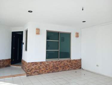 Fotografía 2 de Venta De Casa En Mérida, 3 Recámaras. Ideal Para Familias O Negocio