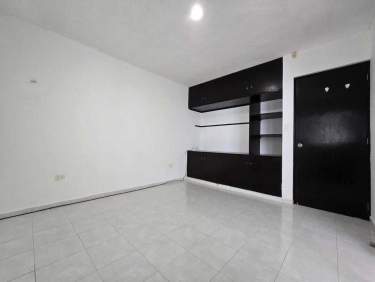 Fotografía 8 de En Venta Casa  En Real Montejo,  3 Recamaras Con Piscina Y Paneles Solar